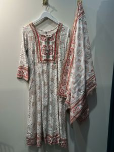 White Multicolour Printed Anarkali